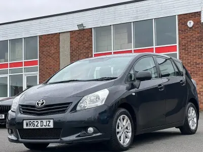 Used Toyota Verso 2012 Black MPV