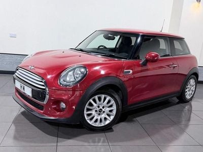 Used Mini Cooper Hatch 136 HP (100 kW) 2014 Red Hatchback