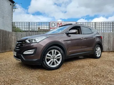 Used Hyundai Santa Fe Premium SE 194 HP (142 kW) 2012 Orange SUV