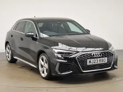 Usado Audi A3 S-Line 110 CV (80 kW) 2023 Negro Berlina