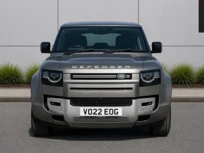 Used Land Rover Defender S 395 HP (290 kW) 2022 Grey SUV