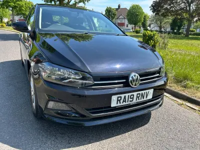 Usado VW Polo SE 95 HP (69 kW) 2019 Preto Citadino