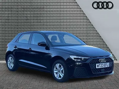 Używany Audi A1 Design 94 KM (69 kW) 2023 Czarny SUV