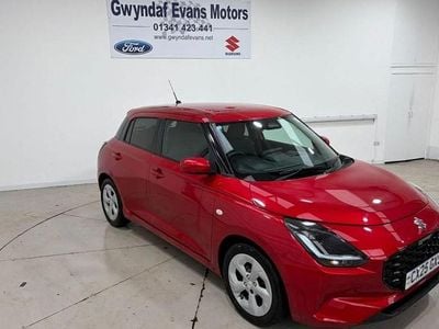 Used Suzuki Swift 82 HP (60 kW) 2025 Red Hatchback