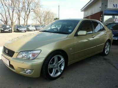 Used Lexus IS200 153 HP (112 kW) 2004 Sedan
