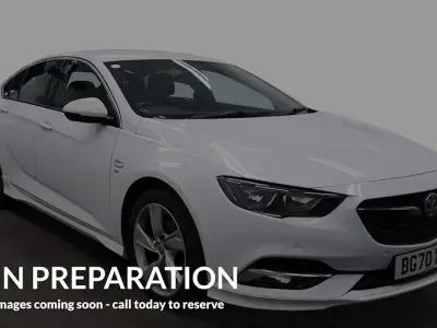 Used Vauxhall Insignia Sport 165 HP (121 kW) 2020 White Hatchback
