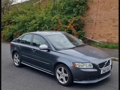 Used Volvo S40 R-Design 134 HP (98 kW) 2010 Grey Sedan