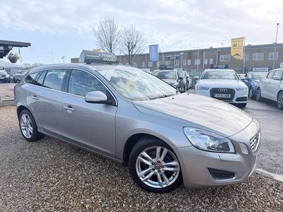 Used Volvo V60 SE Lux 115 HP (84 kW) 2012 Gold Estate