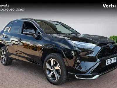 Usado Toyota RAV4 Design 306 HP (225 kW) 2025 SUV