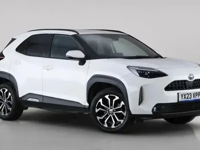 Used Toyota Yaris Cross Design 116 HP (85 kW) 2023 White SUV