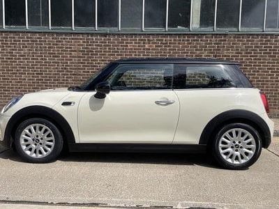 Used 2018 Mini Cooper Hatch Hatchback | £11,495 (Good price)