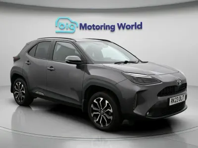 Used Toyota Yaris Design 114 HP (83 kW) 2023 Grey Hatchback