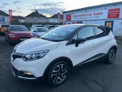 Used Renault Captur Dynamique 90 HP (66 kW) 2016 Cream SUV
