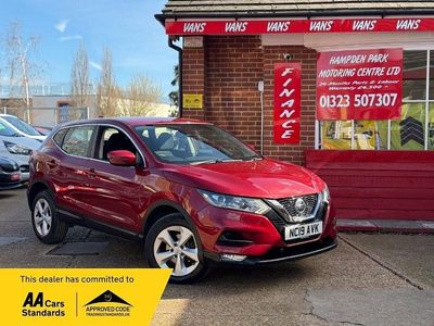 Used Nissan Qashqai Acenta Premium 115 HP (84 kW) 2019 Red SUV