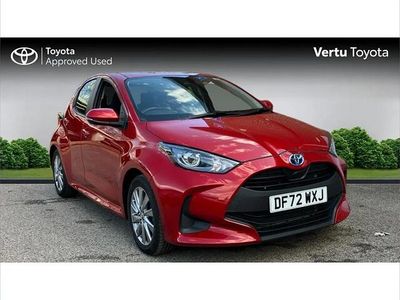 Used Toyota Yaris Hybrid 116 HP (85 kW) 2023 Red Hatchback