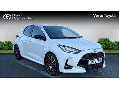 Used Toyota Yaris Hybrid Sport 116 HP (85 kW) 2023 White Hatchback