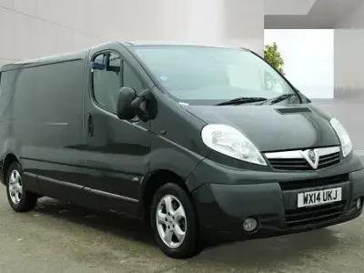 Second-hand Vauxhall Vivaro Sportive 115 CP (84 kW) 2014 Negru Monovolum