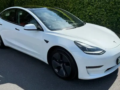 Used Tesla Model 3 Long Range AWD 366 kW (498 HP) 2022 White Sedan