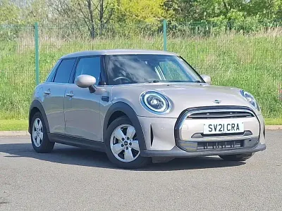 Używany Mini ONE Classic 102 KM (75 kW) 2021 Szary Hatchback