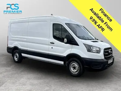 Usado Ford Transit 130 HP (95 kW) 2022 Branco Van