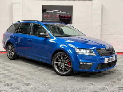Usado Skoda Octavia vRS 2015 Azul Familiar