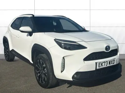 Used Toyota Yaris Hybrid Design 116 HP (85 kW) 2023 White Estate