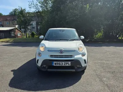 Used Fiat 500L Trekking 85 HP (62 kW) 2014 White MPV