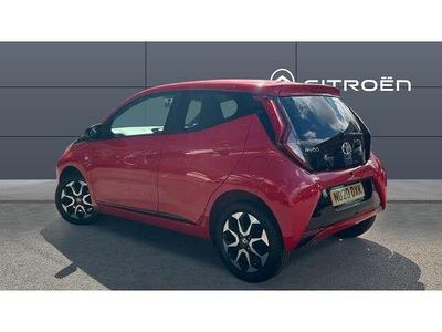 Used Toyota Aygo Trend 72 HP (52 kW) 2020 Red Hatchback