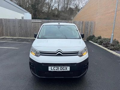 Used Citroën Berlingo 100 HP (73 kW) 2021 White MPV