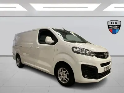 Used Vauxhall Vivaro Sportive 100 HP (73 kW) 2021 White MPV