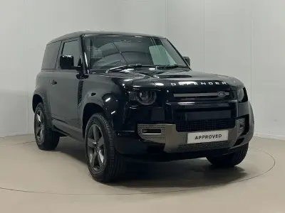 Used Land Rover Defender HSE Dynamic 304 HP (223 kW) 2024 Black SUV