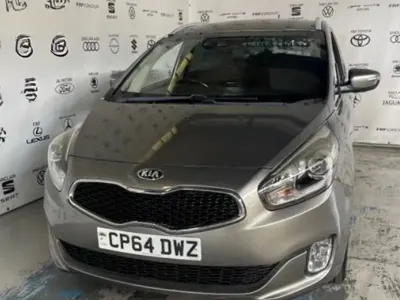 Used Kia Carens