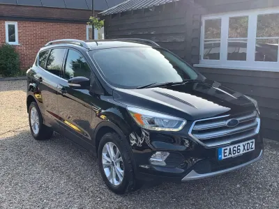 Used Ford Kuga Titanium 150 HP (110 kW) 2016 Black SUV