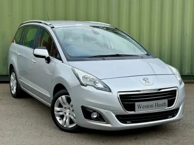 Used Peugeot 5008 Active 120 HP (88 kW) 2015 Silver MPV