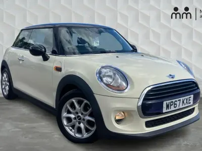 Used Mini Cooper Hatch 2017 White Hatchback