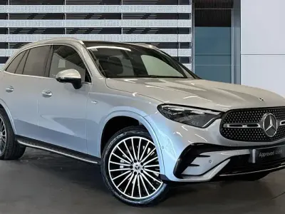 Used Mercedes GLC300e AMG line 313 HP (230 kW) 2025 Silver SUV