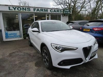 Used Alfa Romeo Stelvio Edizione Speciale 210 HP (154 kW) 2017 White SUV