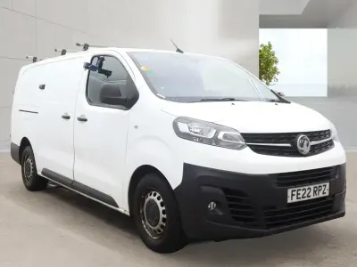 Used Vauxhall Vivaro 100 HP (73 kW) 2022 White MPV