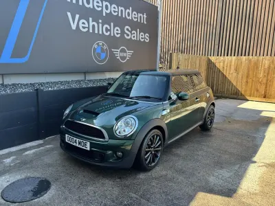 Begagnad Mini Cooper S Hatch 184 HK (135 kW) 2012 Grön Halvkombi