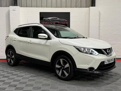 Used Nissan Qashqai N-Connecta 110 HP (80 kW) 2016 White SUV