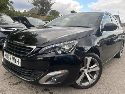 Usado Peugeot 308 Allure 130 HP (95 kW) 2017 Preto Carrinha