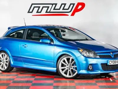 Usado Vauxhall Astra 310 CV (228 kW) 2008 Azul Utilitario