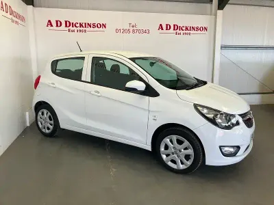 Used Vauxhall Viva 75 HP (55 kW) 2017 White Hatchback