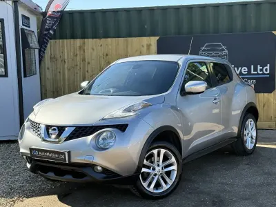 Used Nissan Juke N-Connecta 110 HP (80 kW) 2016 Silver SUV
