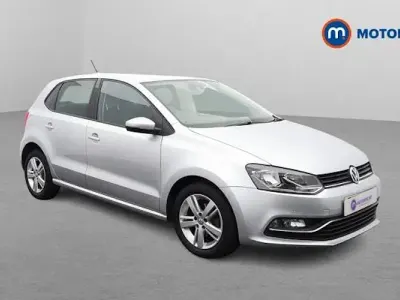 Used VW Polo Edition 60 HP (44 kW) 2017 Silver Hatchback