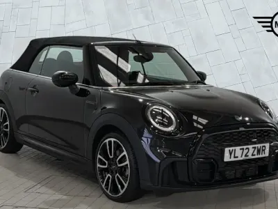 Usado Mini Cooper Sport 134 CV (98 kW) 2023 Negro Utilitario