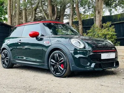 Used Mini John Cooper Works Hatch 231 HP (169 kW) 2020 Green Hatchback