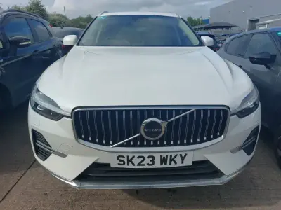 Usado Volvo XC60 Ultimate 455 HP (334 kW) 2023 Branco SUV