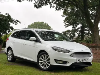 Used Ford Focus Titanium 125 HP (91 kW) 2015 White Estate