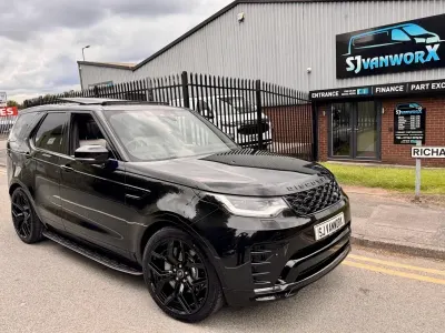 Used Land Rover Discovery 5 HSE Dynamic 2022 Black SUV